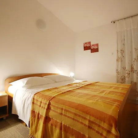 Apartment Myrtus *
