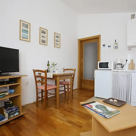 Apartment Myrtus Ist
